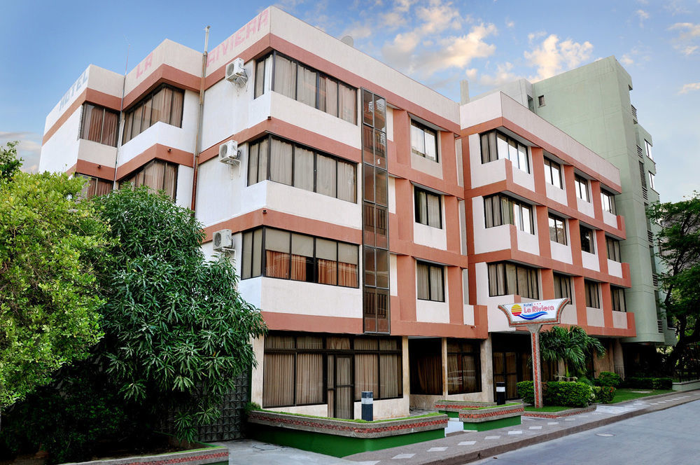 Hotel La Riviera 3*
