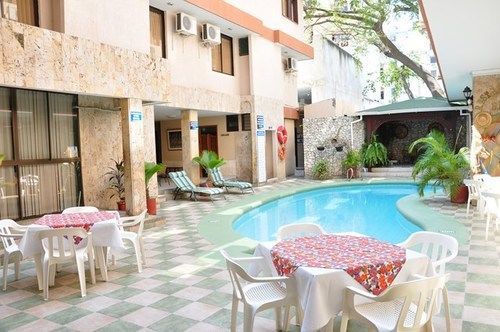 Hotel La Riviera